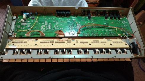 Pull the keybed out of the main housing